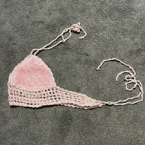 pink crochet halter backless top - Picture 2 of 3